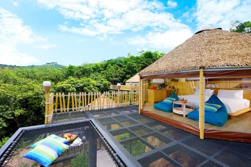 Beyond Skywalk Nangshi, Room