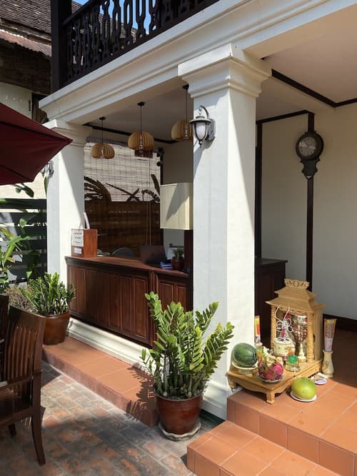 Luang Prabang Residence & Travel
