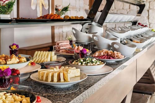 Ramada by Wyndham Fethiye Oludeniz, Breakfast area