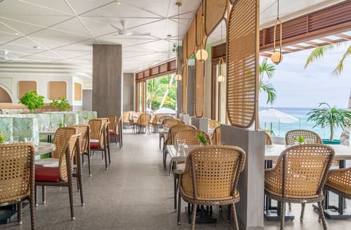 Henann Premier Coast Resort, Restaurant