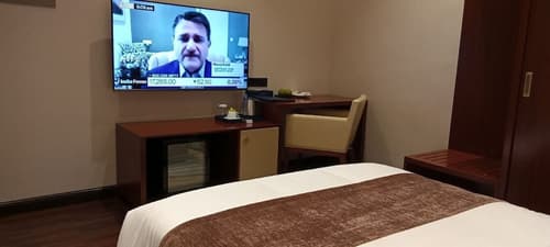 V V Hotel Battambang