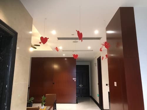 V V Hotel Battambang, Reception