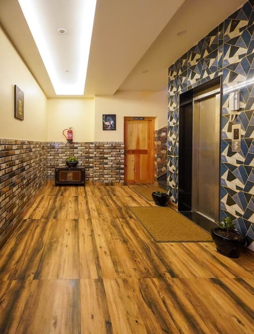 Hotel Gakyidiana, Reception