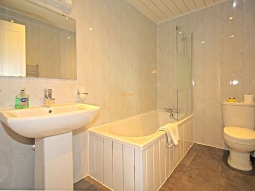 Tingle Creek Hotel, Bathroom