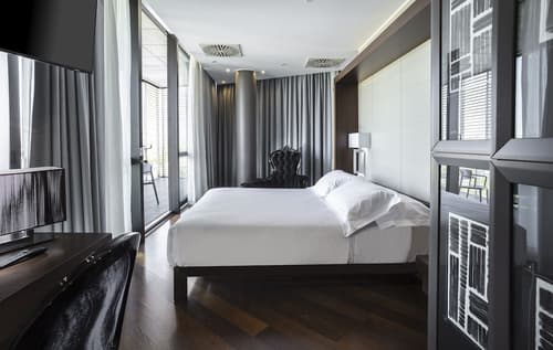 Welcome Hotel