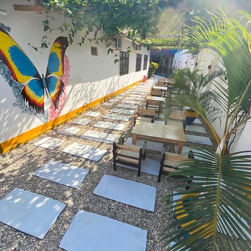 Ondo House, Lobby sitting area