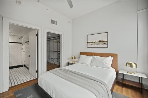 The Maverick, powered by Placemakr - River Walk