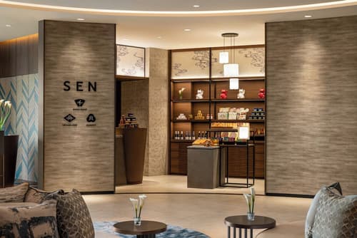 DoubleTree by Hilton Osaka Castle, Gift shop