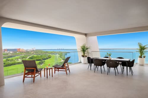 Hyatt Vivid Grand Island Cancun Adults Only All-Inclusive