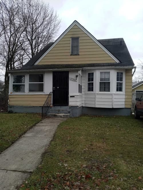 Super Comfy Room at a Great Location