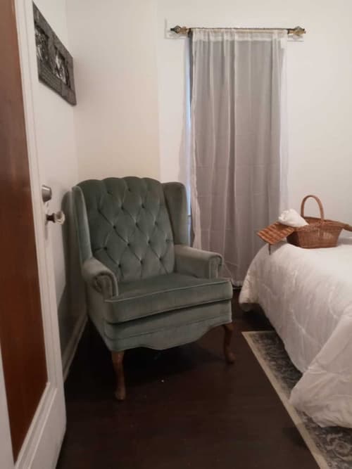 Super Comfy Room at a Great Location, Room