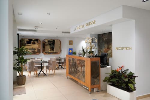 Hôtel Suisse, Reception