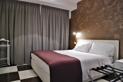 Saint Peter's Luxury Domus