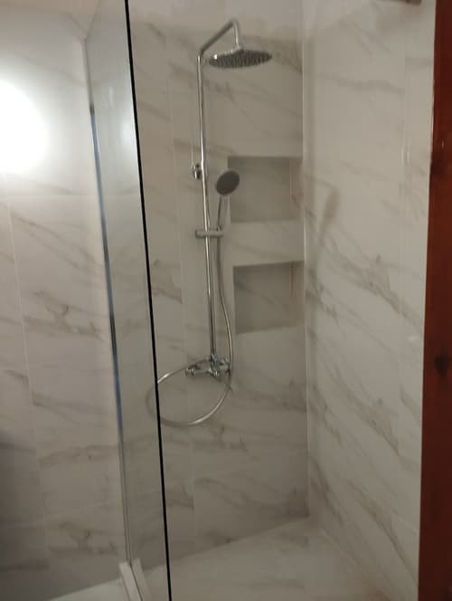 Apartments Eytyxia, Bathroom