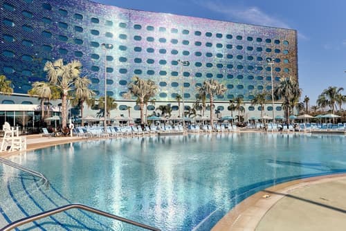 Universal's Terra Luna Resort, Pool