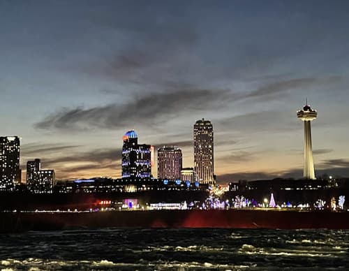 Cambria Hotel Niagara Falls