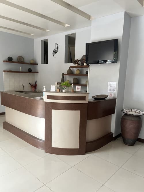 Chat Residence Hotel, Reception