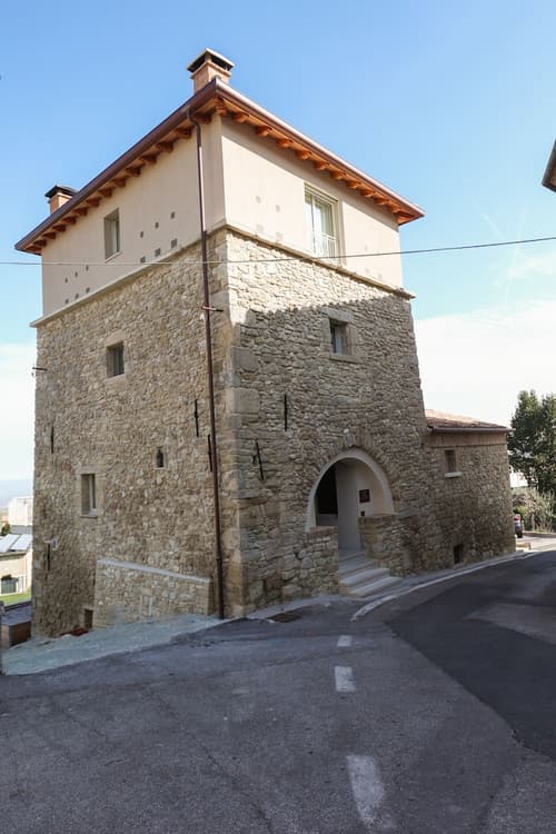 Antica Colombaia, Exterior