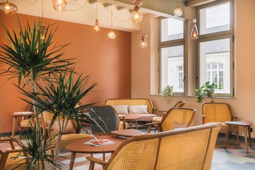 La Maison Rabelais, Lobby sitting area