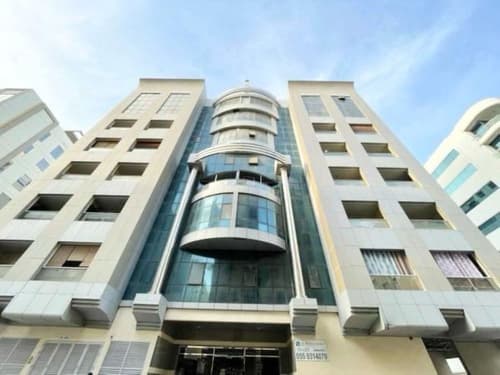 Premier Serviced Hostel, Exterior