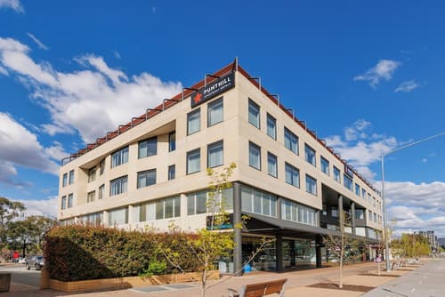 Punthill Tuggeranong, Exterior