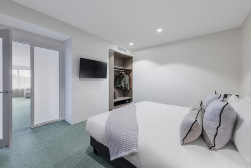 Punthill Tuggeranong, Room