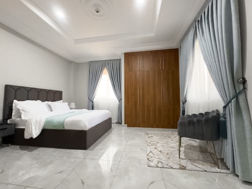 The AUD Luxury Apartments, Room