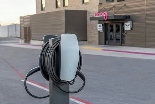 Moxy Springfield Downtown