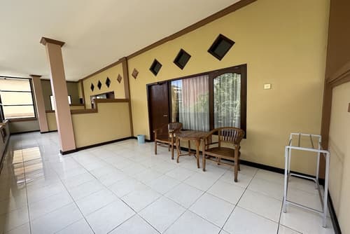 Taxa Raya Guest House