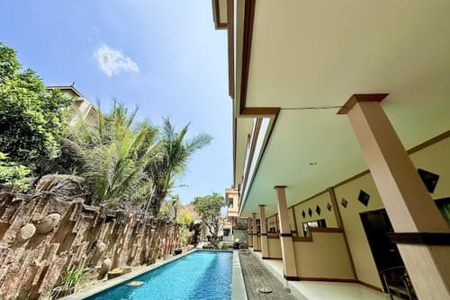 Taxa Raya Guest House