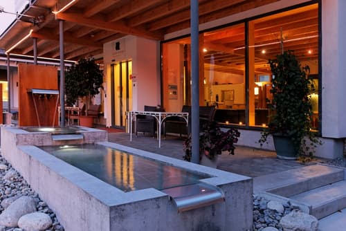 Carlton-Europe Vintage Adults Hotel