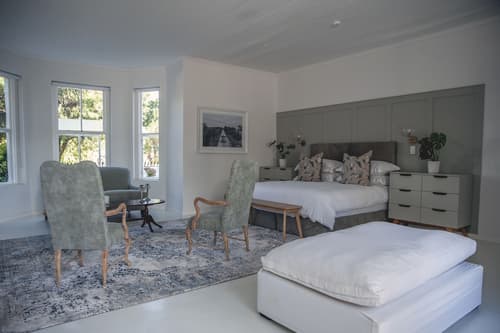 The Grand Hotel Robertson, Room