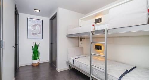 City24 Hotel Little Italy Mission Hills