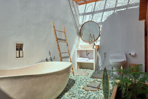 Plumeria NP, Bathroom