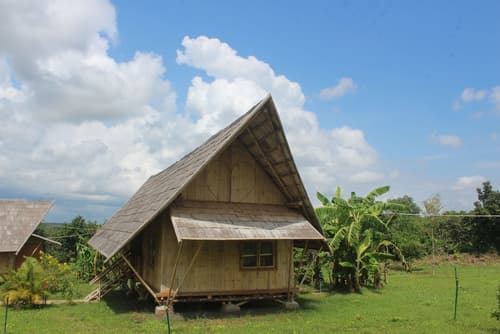 Hanchey Bamboo Resort, 