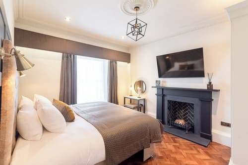 King Street Aparthotel, Room