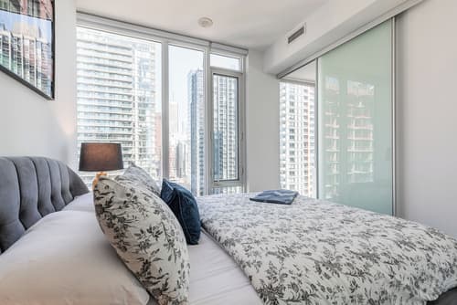 The Estate Entertainment District, Room