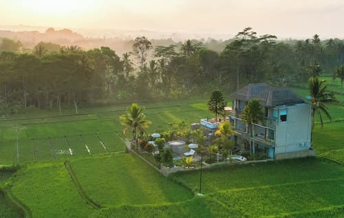 The Nenggala Suite, Exterior