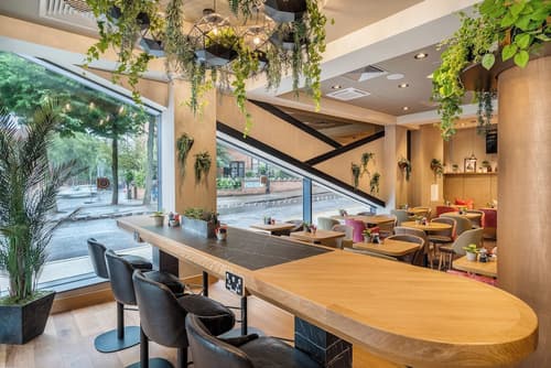 Point A Liberties, Lobby lounge