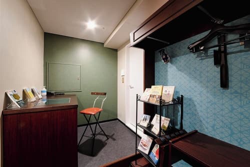 Book Hotel Jimbocho, Room