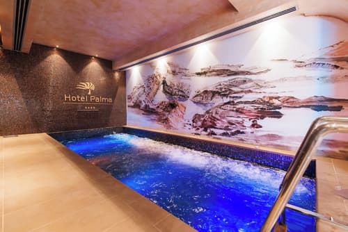 Hotel Palma, Indoor spa tub
