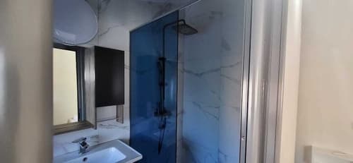 Jon rooms