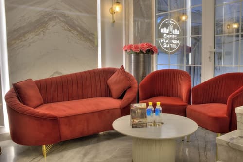 Empire Platinum Suites, Reception