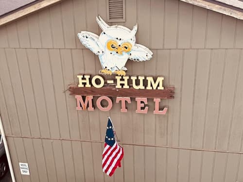 Ho Hum Motel
