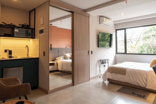 Hotel Living 35 Suites by Growing Group, Room