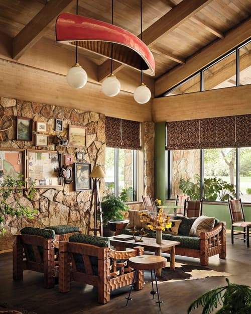 Field & Stream Lodge Bozeman, Lobby