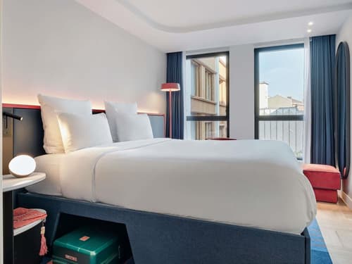 TRIBE Paris Pantin, Room