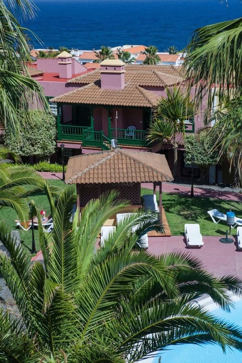 Apartamentos Oasis San Antonio, Exterior