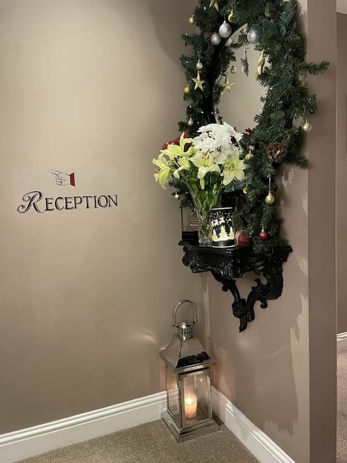 7 Cross Street, Reception