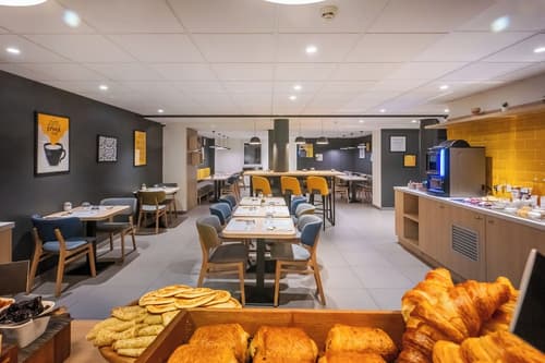 Appart Hotel Odalys City Rennes Lorgeril, Breakfast buffet